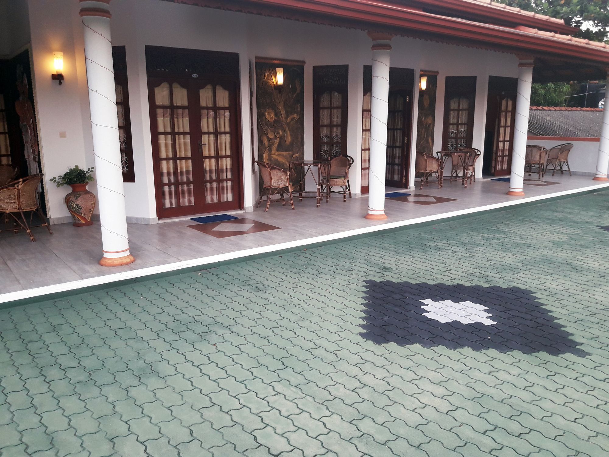 Lagoon Garden Hotel ベールワラ エクステリア 写真