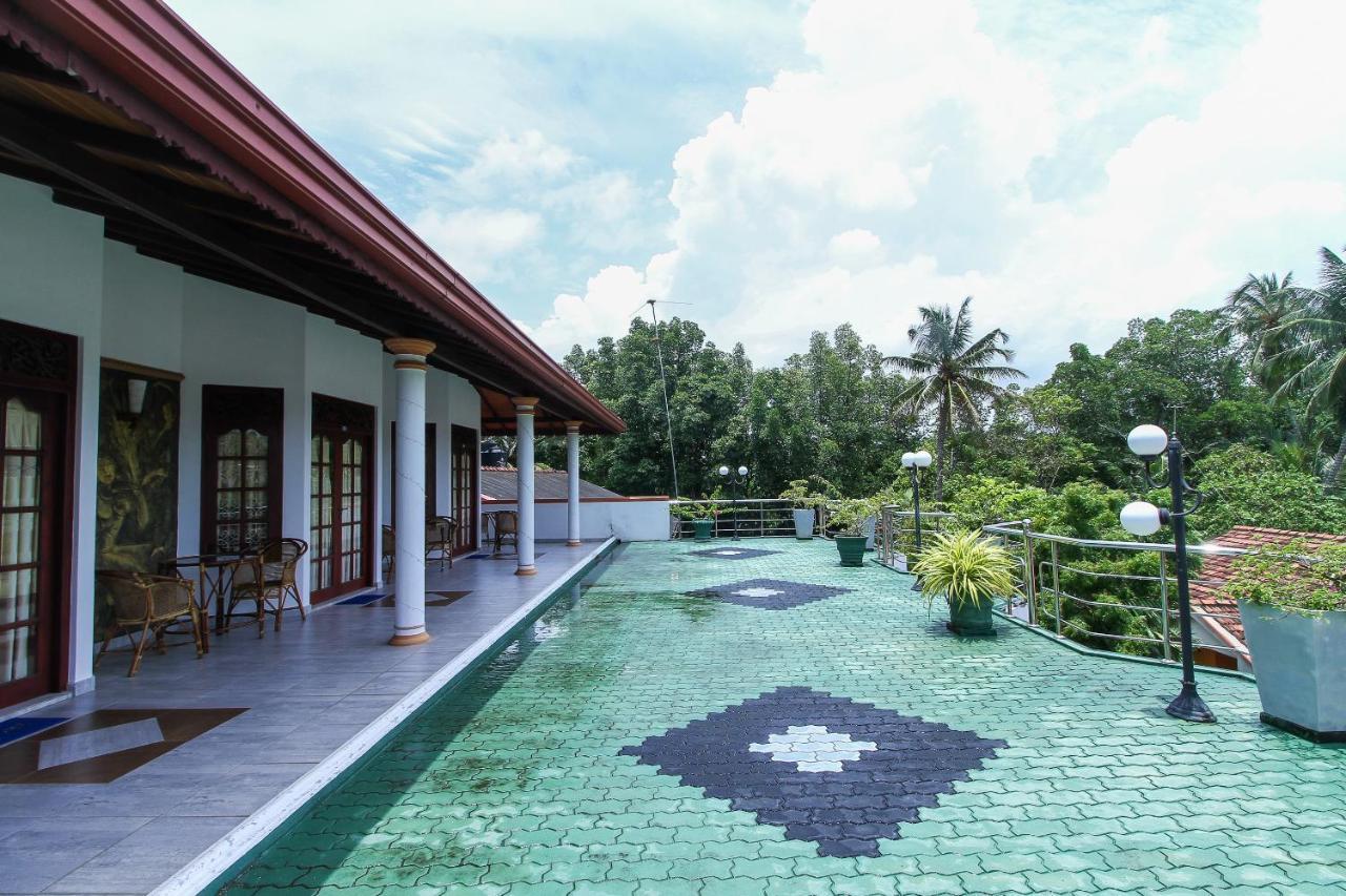 Lagoon Garden Hotel ベールワラ エクステリア 写真