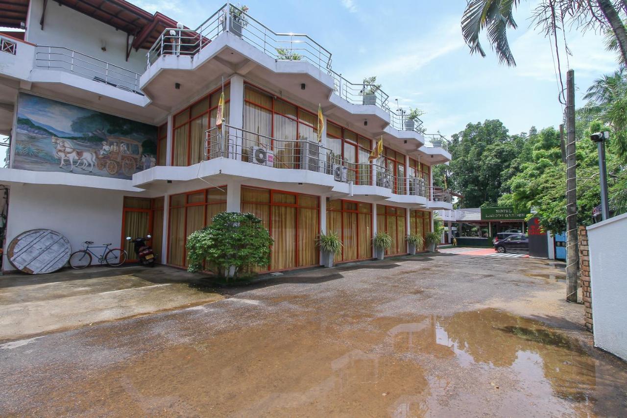 Lagoon Garden Hotel ベールワラ エクステリア 写真
